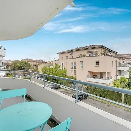 Sublime 64m Avec 2 Balcons Pour 6pers à *